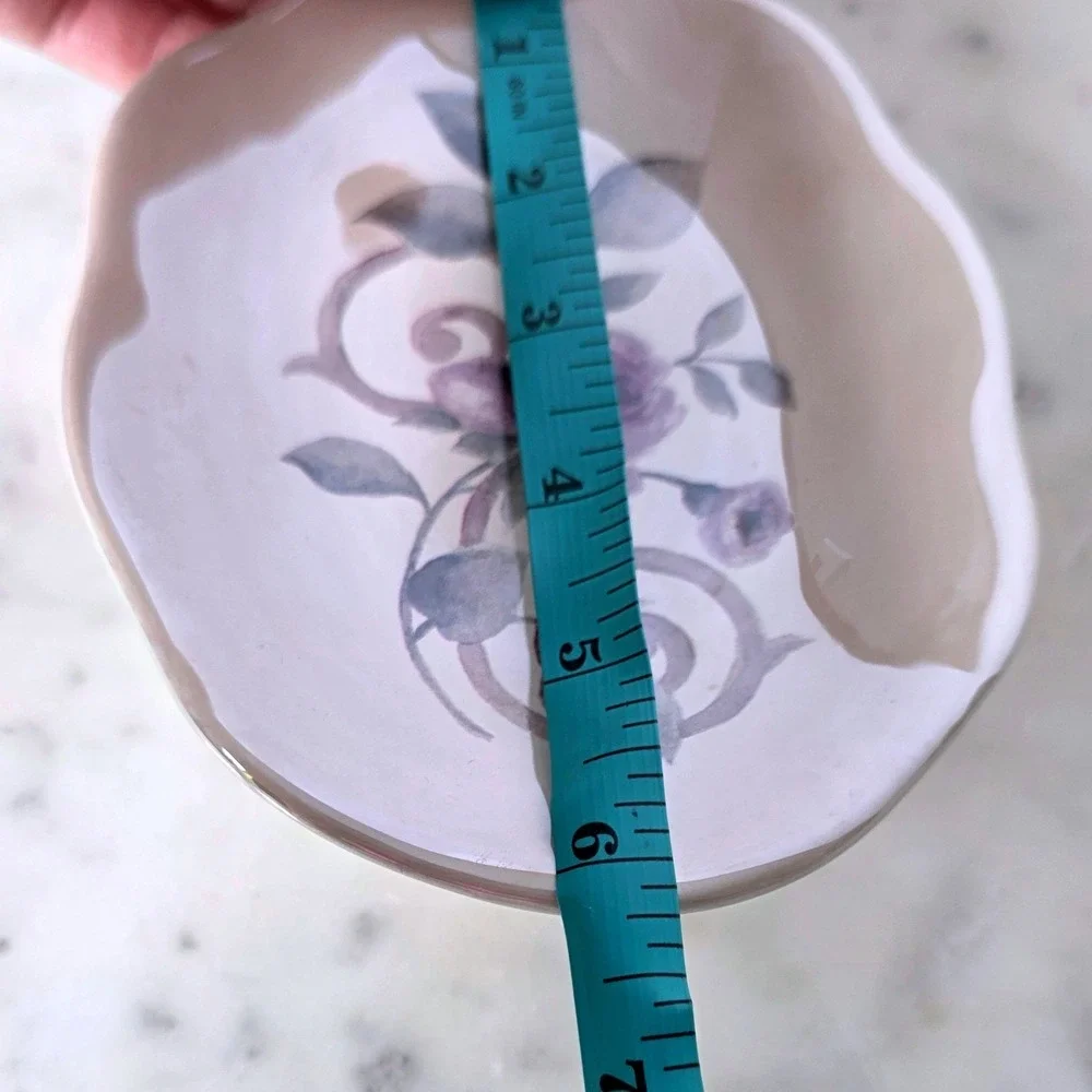 Croscill Chambord Cassis Amethyst Floral Cermc Soap Dish Rose Scalloped Pedestal